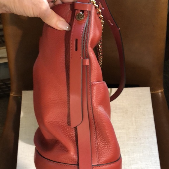 NWT Michael Kors Reese large leather shoulder bag terracotta color 13 x 12 - Picture 6 of 8